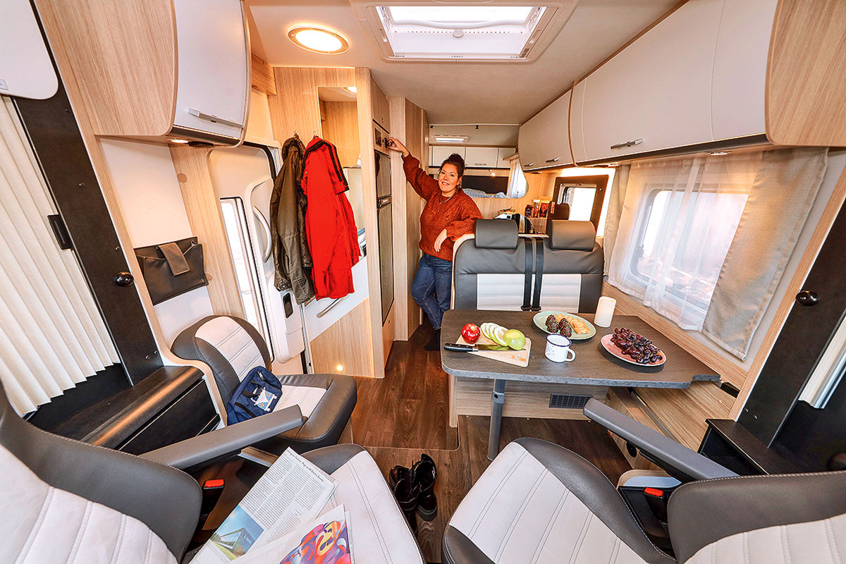 Sunlight I67S Adventure